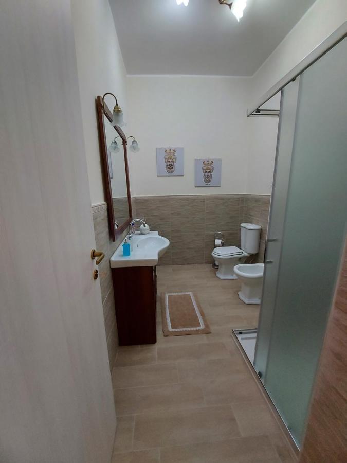 Casa Da Flo' Villa Augusta Luaran gambar