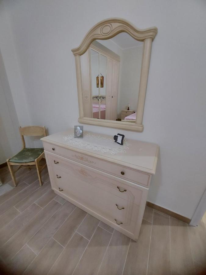 Casa Da Flo' Villa Augusta Luaran gambar