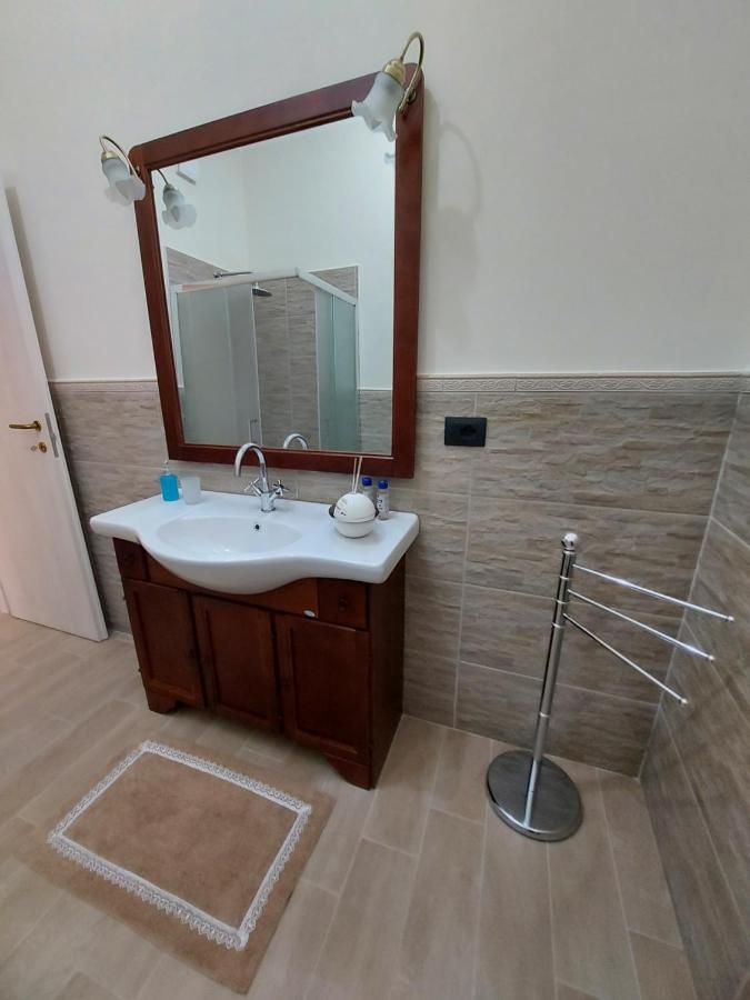 Casa Da Flo' Villa Augusta Luaran gambar