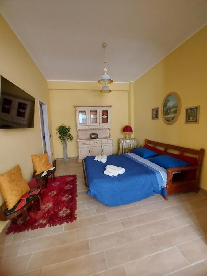 Casa Da Flo' Villa Augusta Luaran gambar