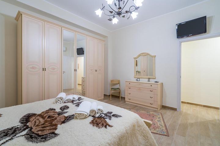 Casa Da Flo' Villa Augusta Luaran gambar