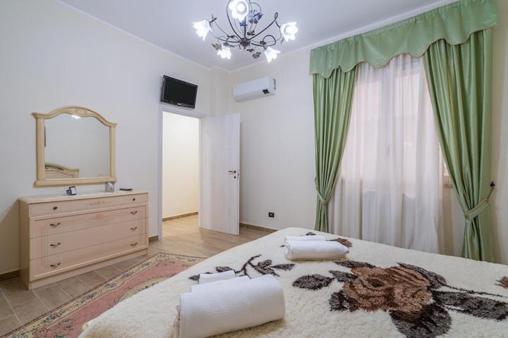Casa Da Flo' Villa Augusta Luaran gambar